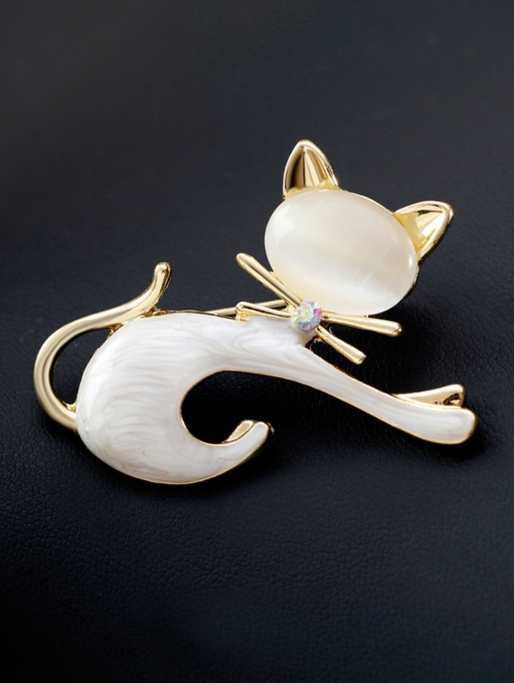 VQ Cute Cat Brooch - Picture 2 of 4